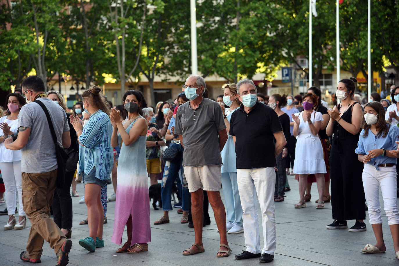 Fotos: Concentración en Logroño contra la violencia machista