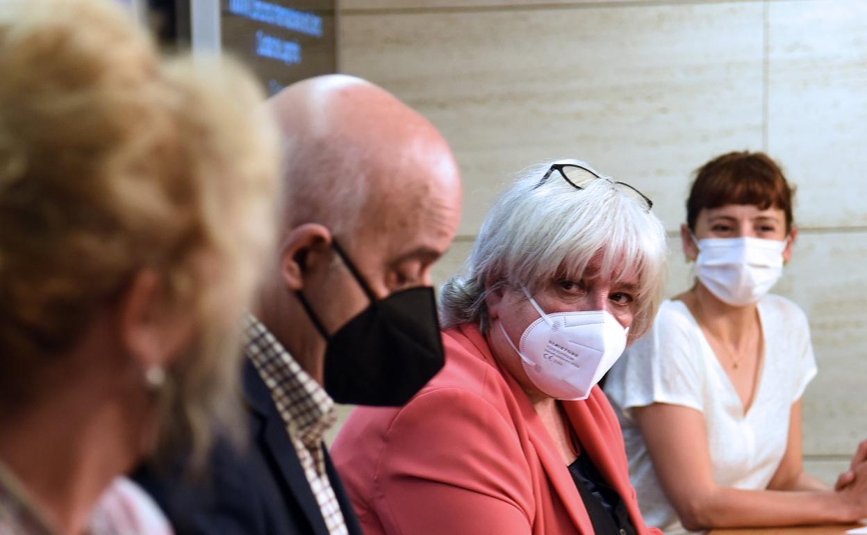 Organizadores y autoridades, ayer, en la presentación del concurso. 