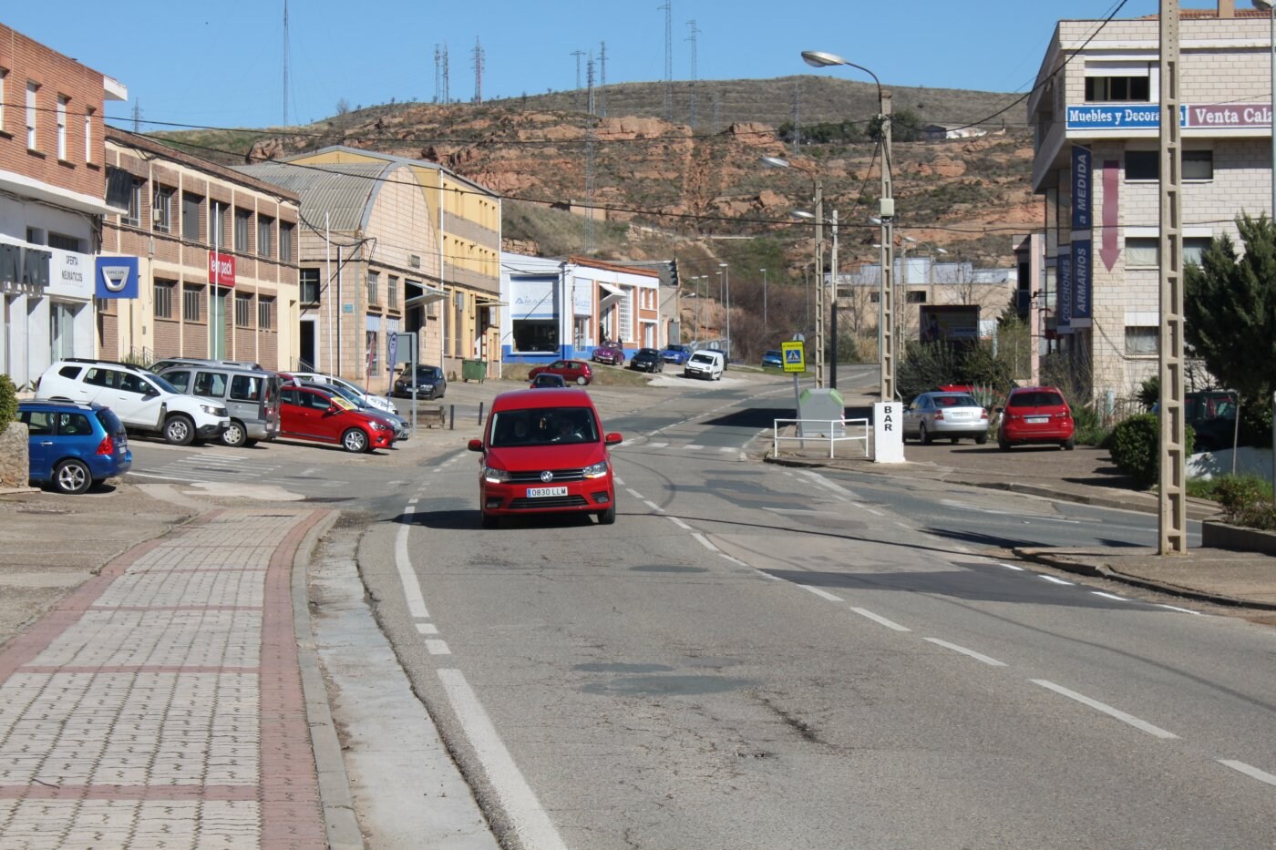 Comunidad y Ayuntamiento colaboran para mejorar los accesos norte. 