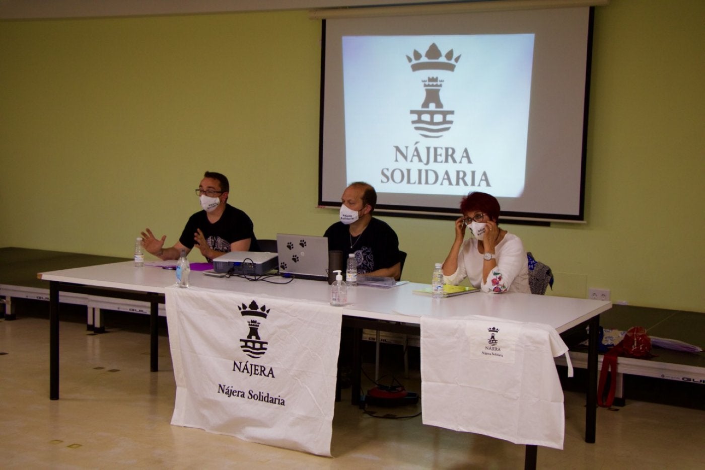 La Asociación Nájera Solidaria presentó ayer en el Nájeraforum las nuevas actividades para este año. 