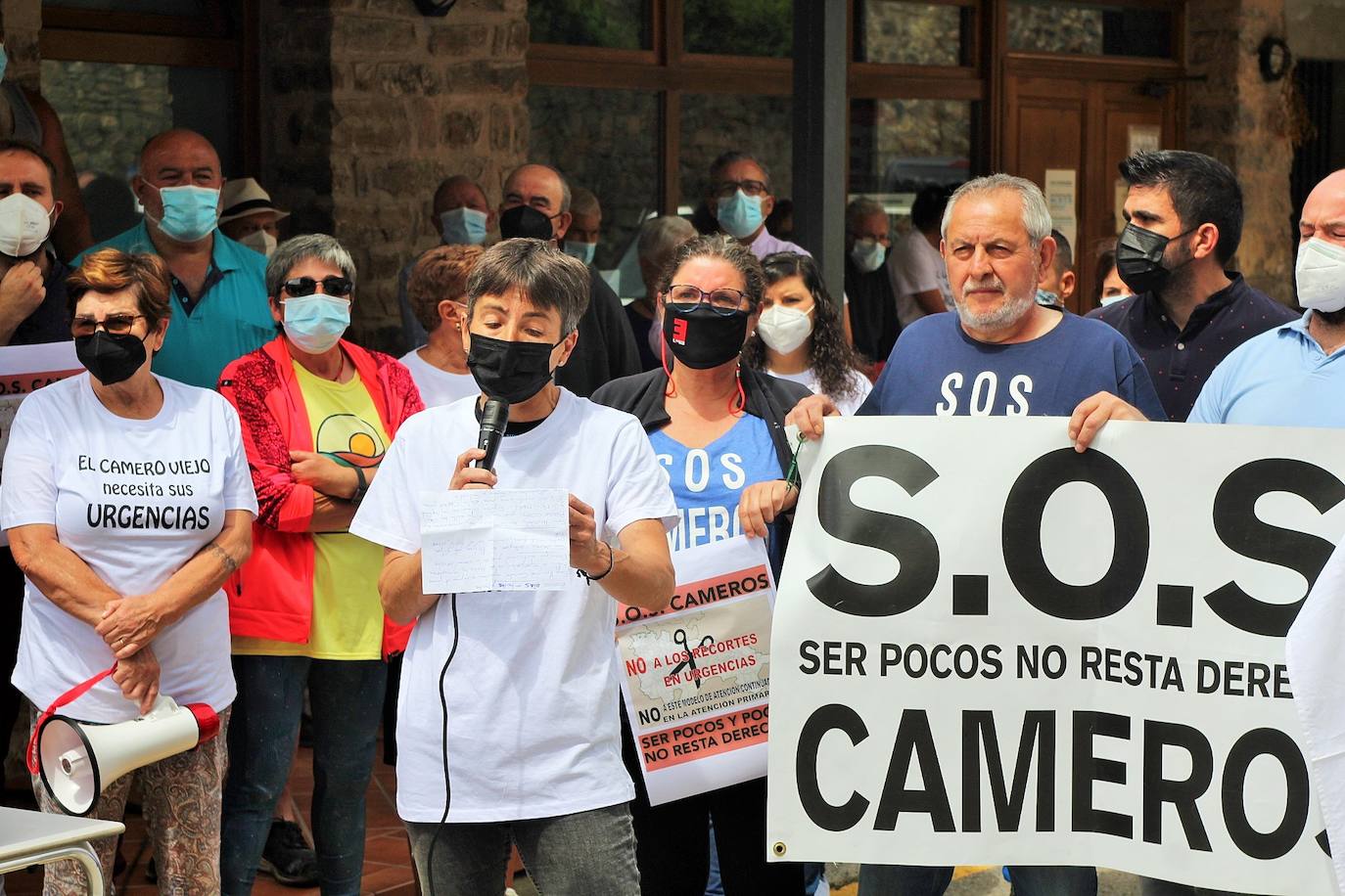 Fotos: Protesta en Cameros en defensa de las Urgencias