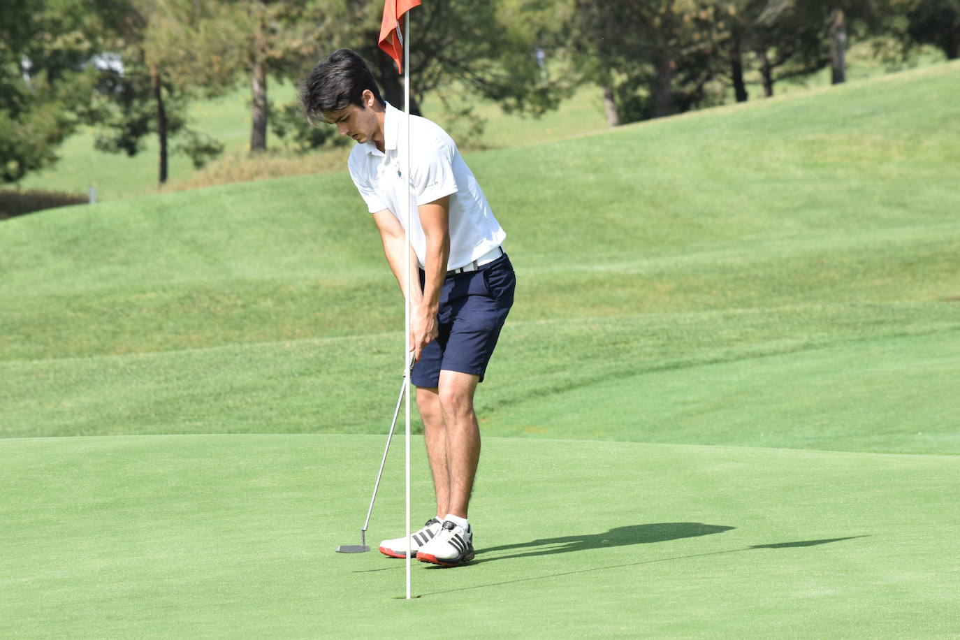 Los participantes en el torneo Bodegas Ontañón de la Liga de Golf y Vino disfrutaron de un gran día de golf en El Campo de Logroño.