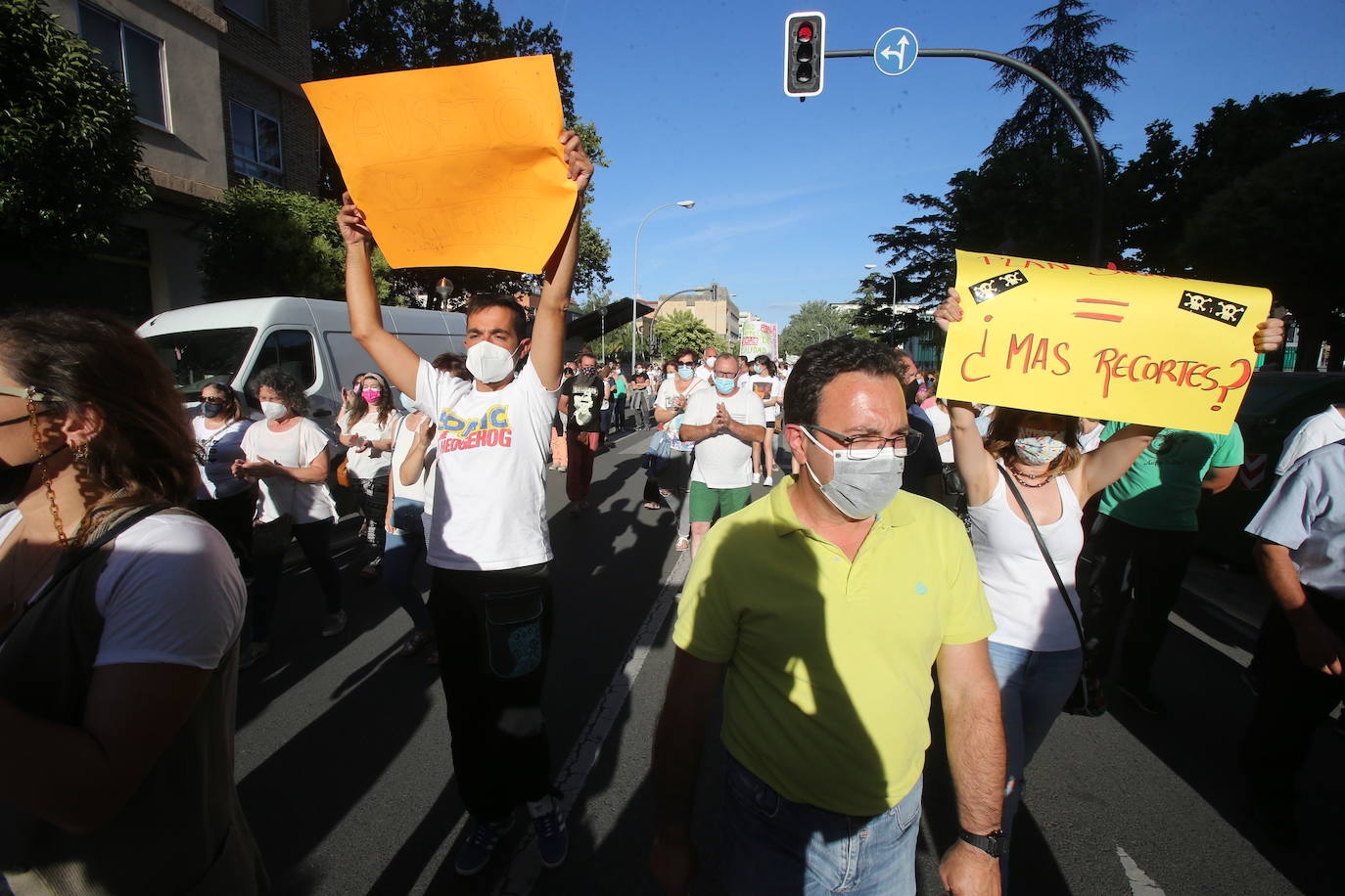 Fotos: Las imágenes de la manifestación en Logroño contra el Plan de Atención Continuada