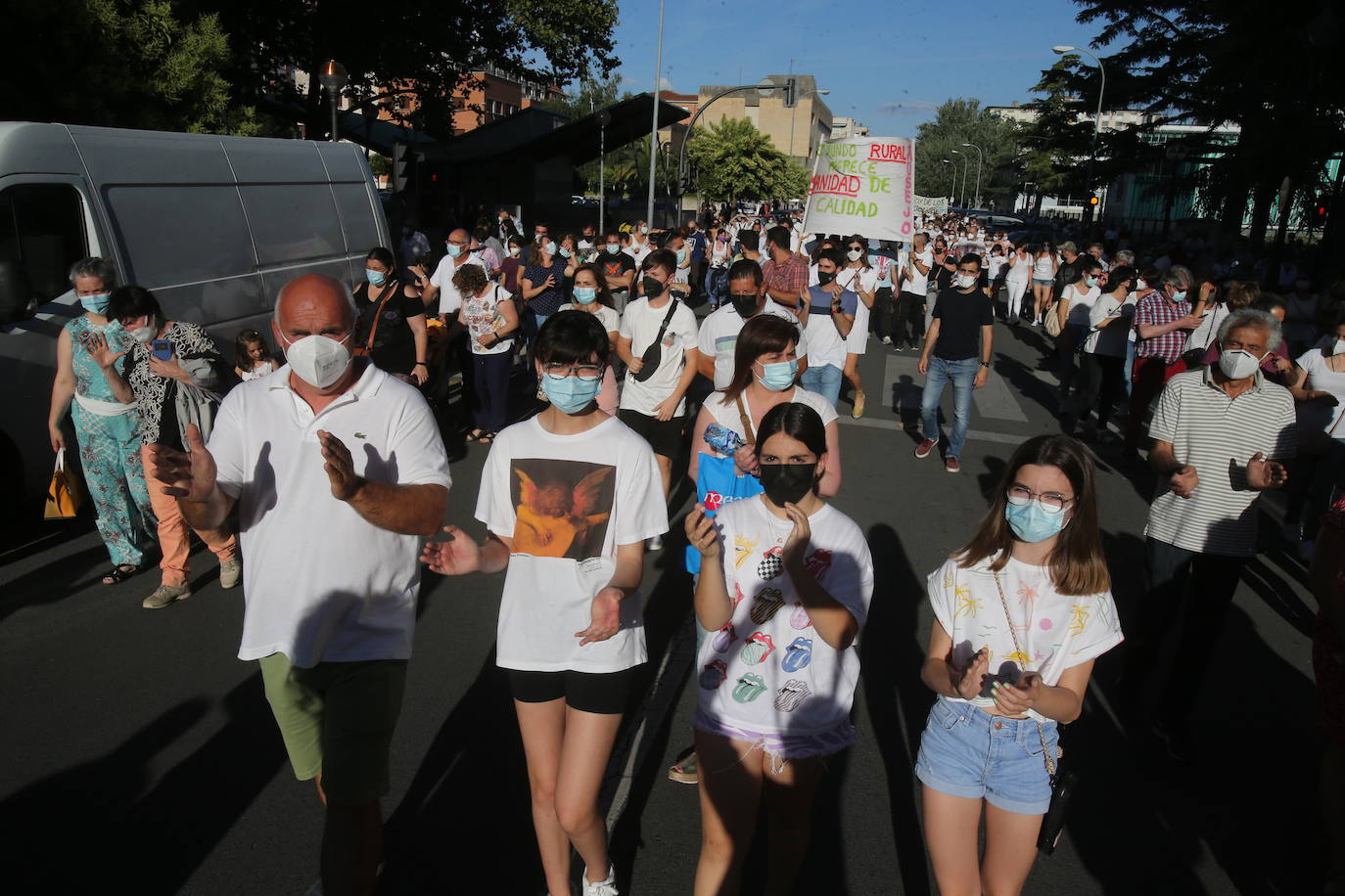 Fotos: Las imágenes de la manifestación en Logroño contra el Plan de Atención Continuada