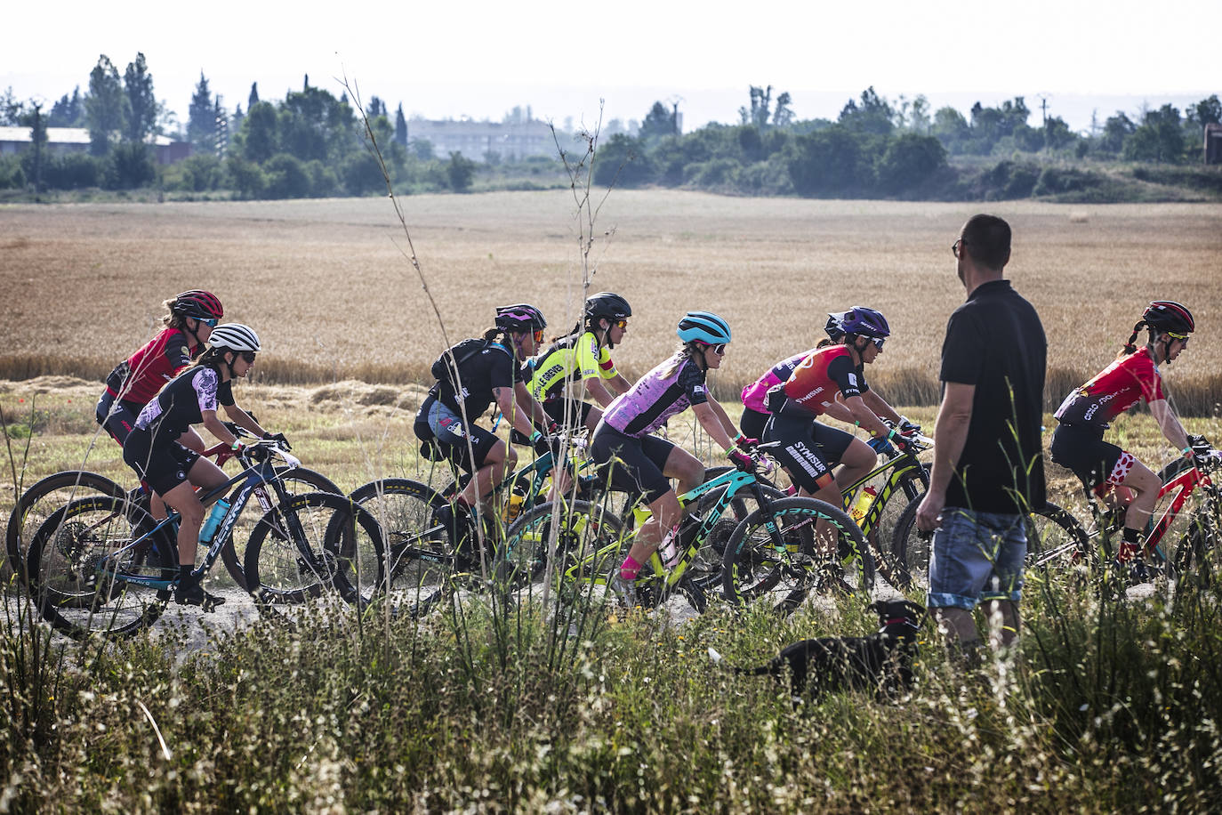 Fotos: Tiago Ferreira y Naima Madlen ganan La Rioja Bike Race