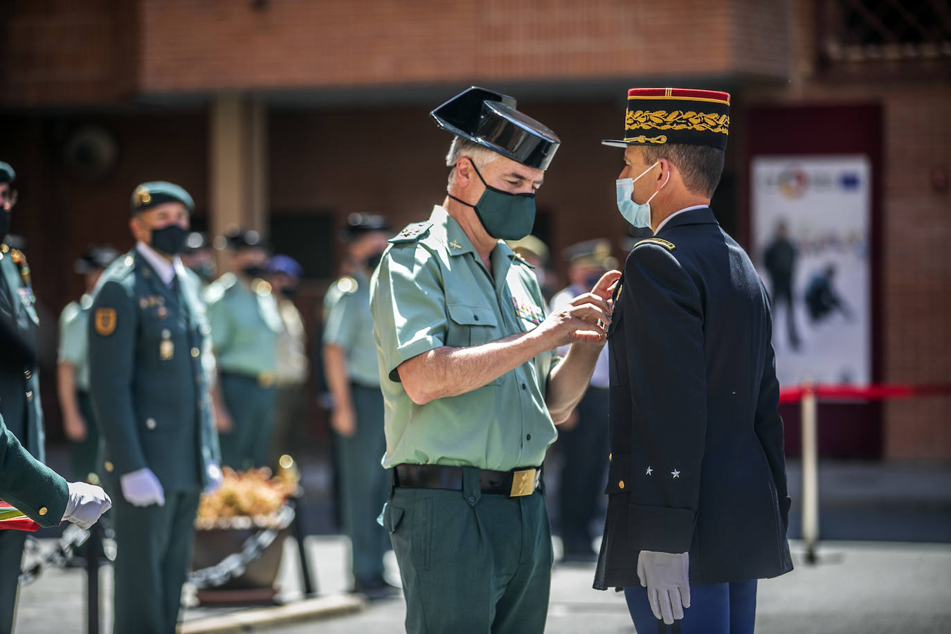 Fotos: Toman posesión los nuevos jefes de la Unidad de Acción Rural y del GAR de la Guardia Civil