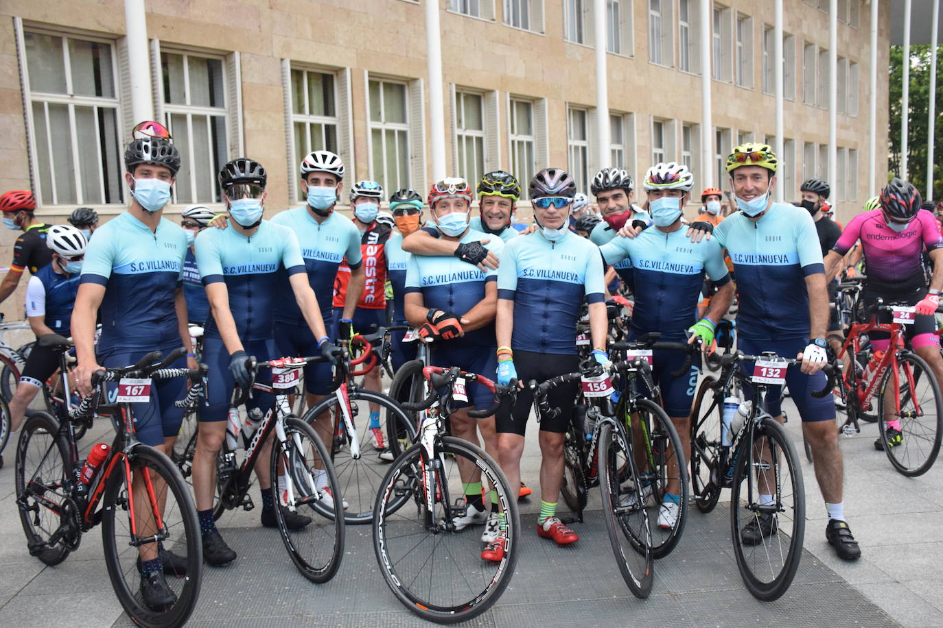 Fotos: La Cicloturista de La Rioja regresa en su cuarta edición con 300 ciclistas