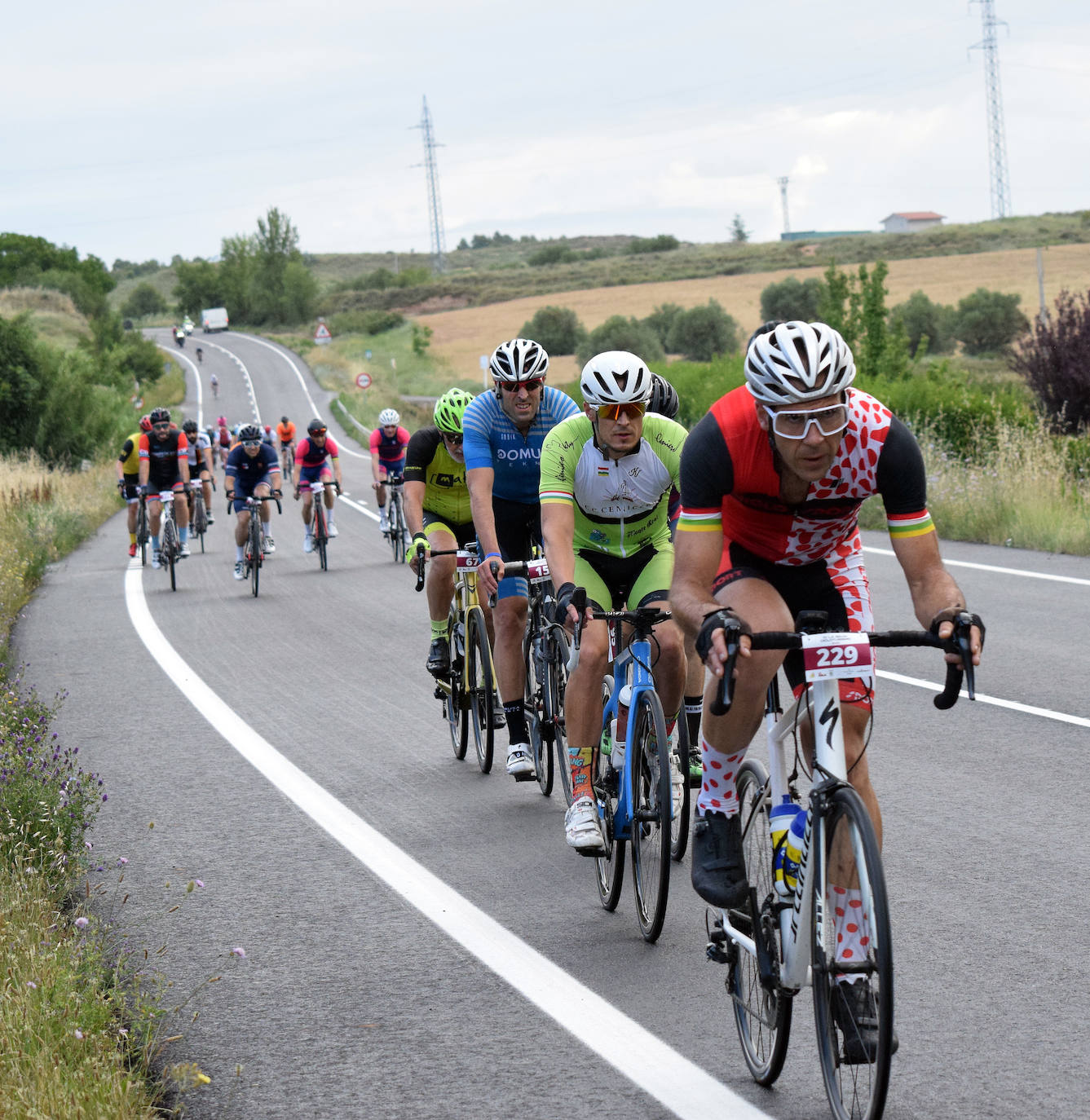 Fotos: La Cicloturista de La Rioja regresa en su cuarta edición con 300 ciclistas