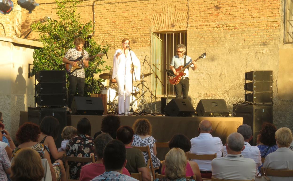 Ockami abrió el tercer Festival de Jazz de Alfaro