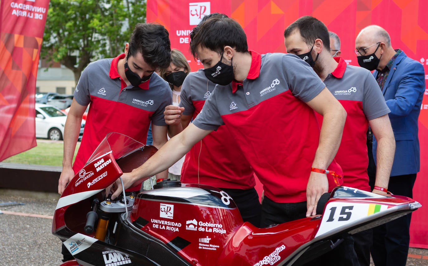 Fotos: La UR presenta la motocicleta que correrá en el Alcañiz