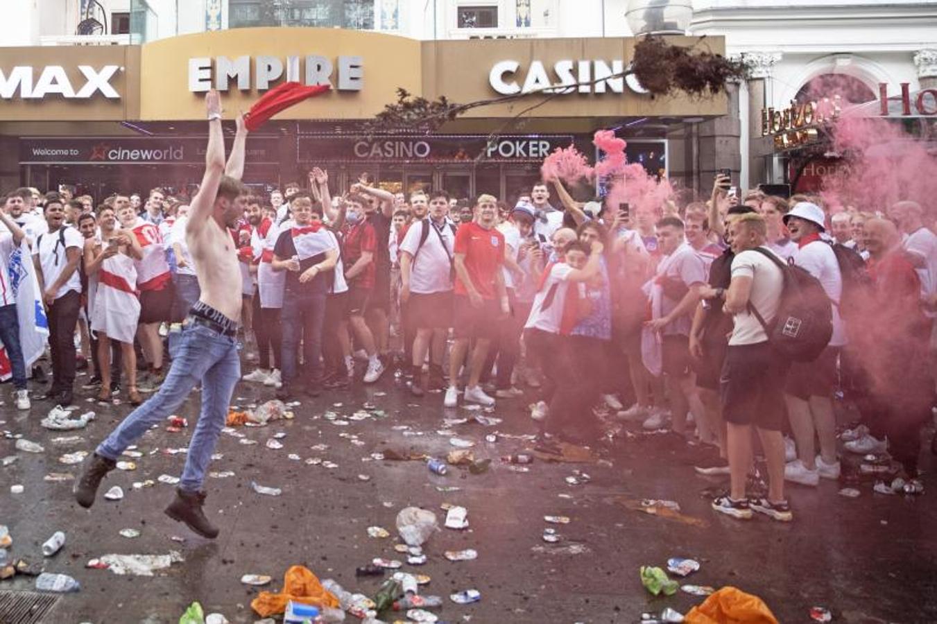 Fotos: Las imágenes de los incidentes en Wembley antes de la final