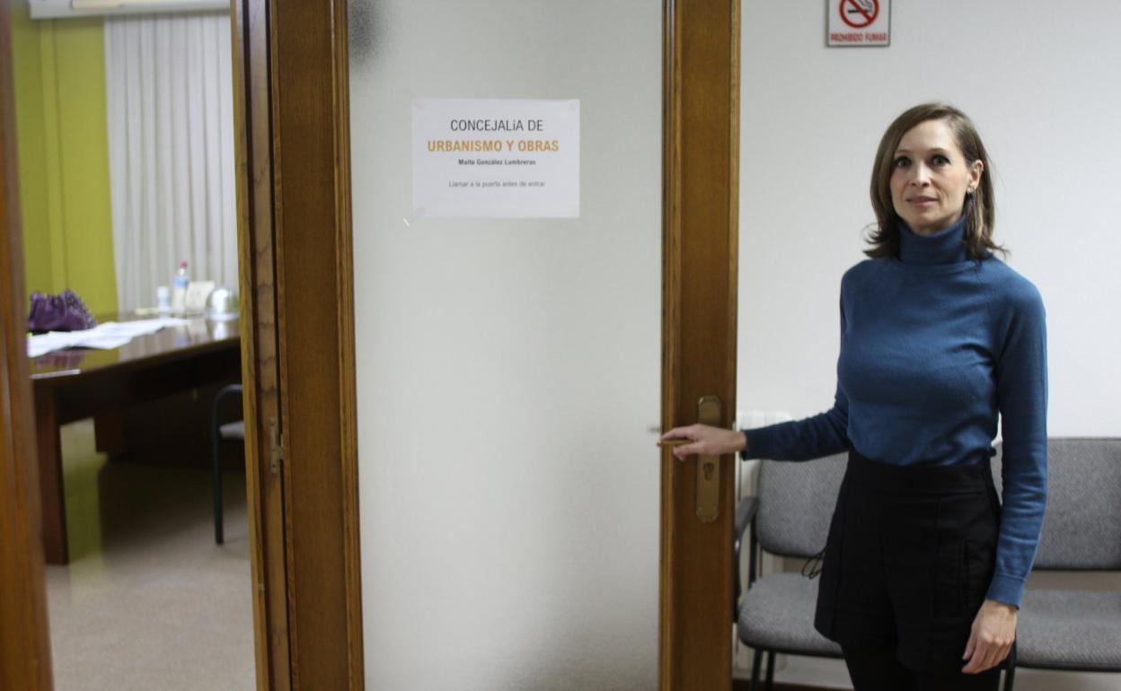 La concejala de Urbanismo y Obras del Ayuntamiento de Lardero, Maite González Lumbreras. 