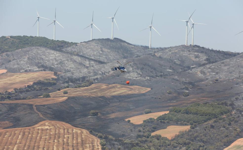 El incendio de Yerga queda «controlado», pero vigilado para evitar que se reavive