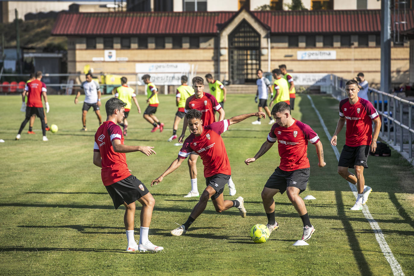 Fotos: Arranca la pretemporada de la UD Logroñés