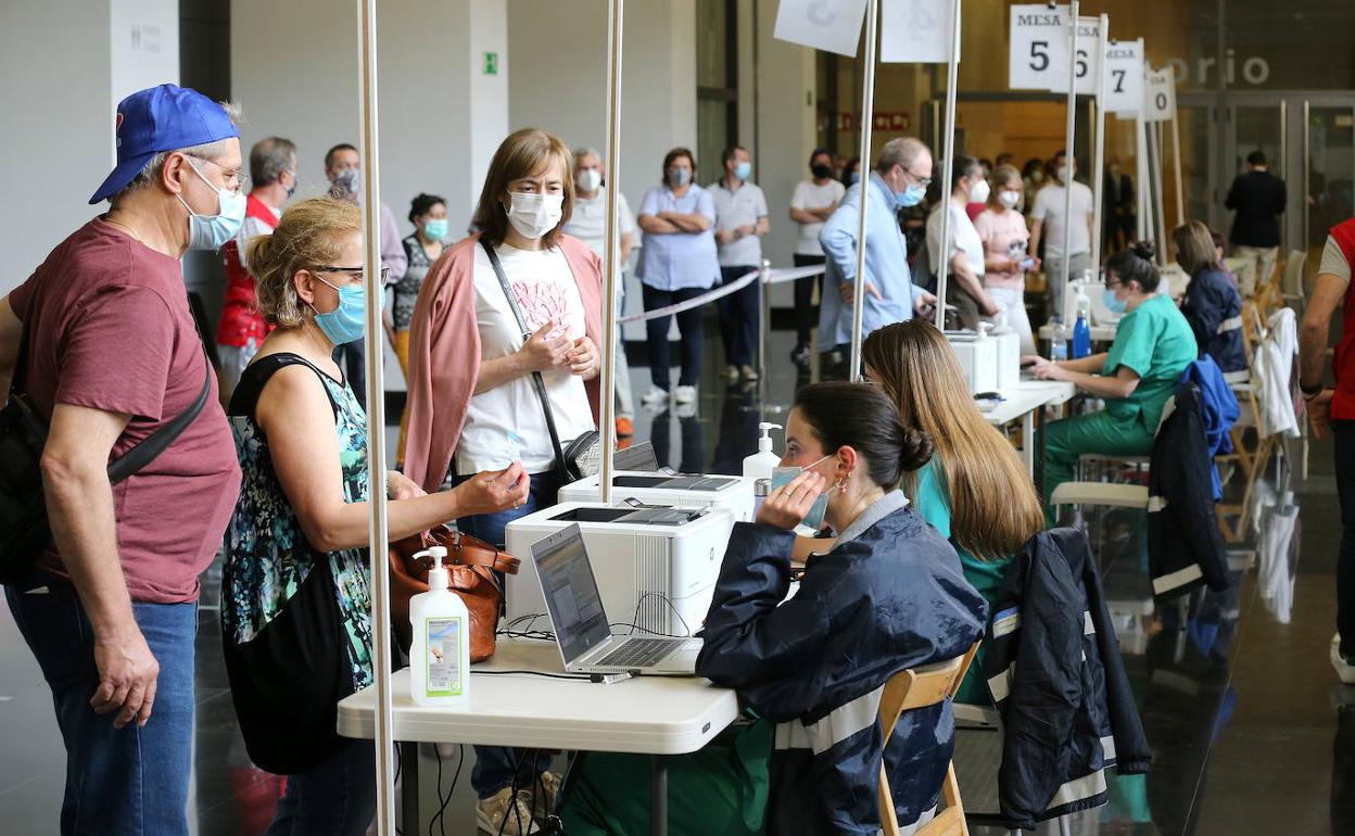 Salud vacunará a 7.300 riojanos menos la semana que viene