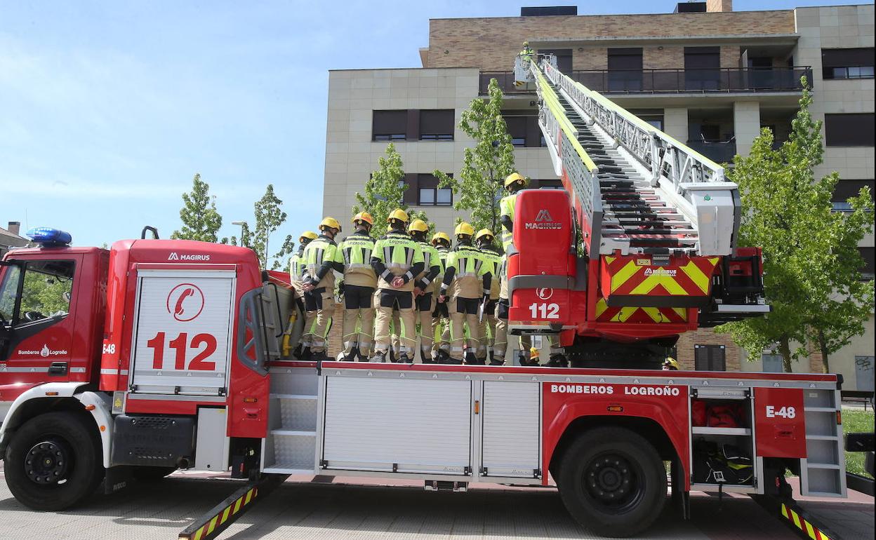 Sofocado un incendio en un antiguo restaurante de Logroño situado en la carretera de acceso a Oyón