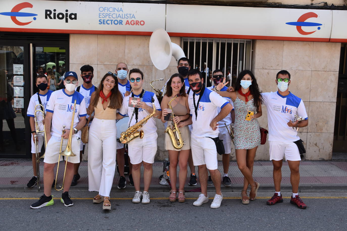Fotos: Sonidos de charanga en Cervera