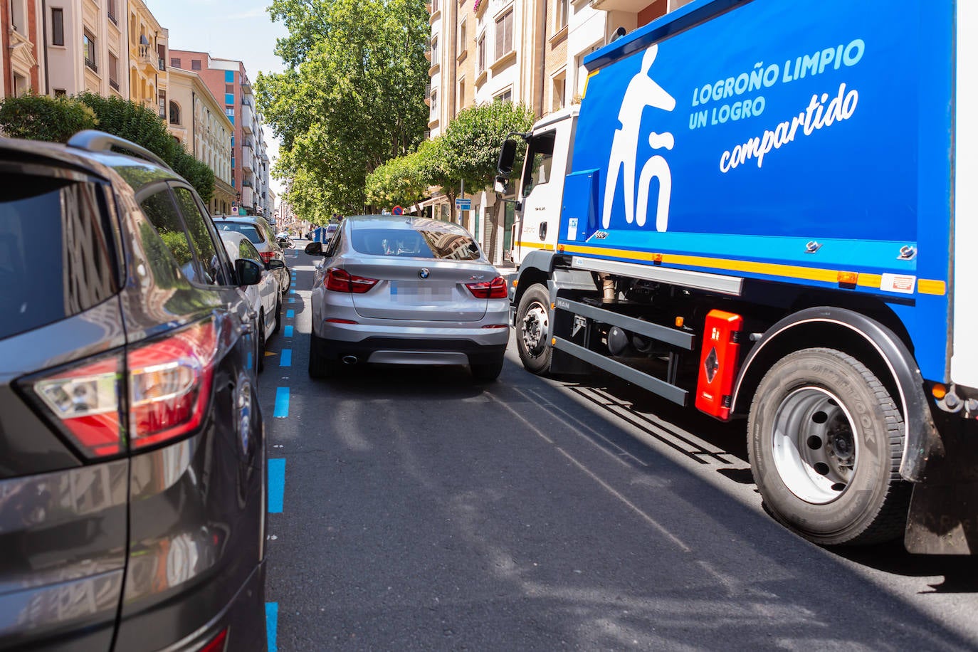 Fotos: Coches, peatones y bicicletas, entre los colores en la calzada de Duquesa de la Victoria