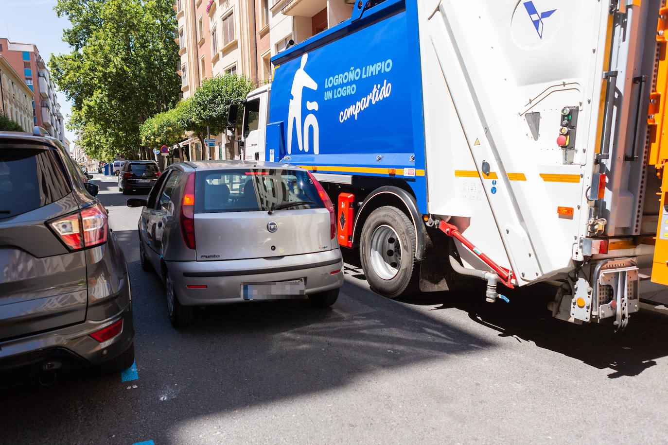 Fotos: Coches, peatones y bicicletas, entre los colores en la calzada de Duquesa de la Victoria