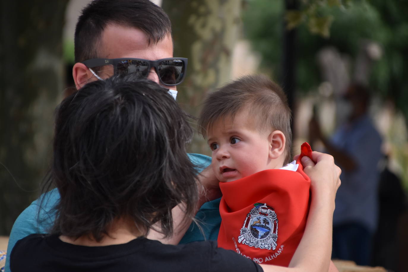 Fotos: Los cerveranos se ponen el pañuelo rojo
