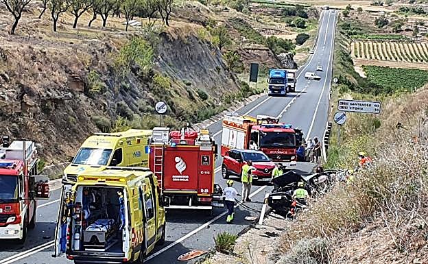Seis heridos en un accidente en la N-232 en Briones