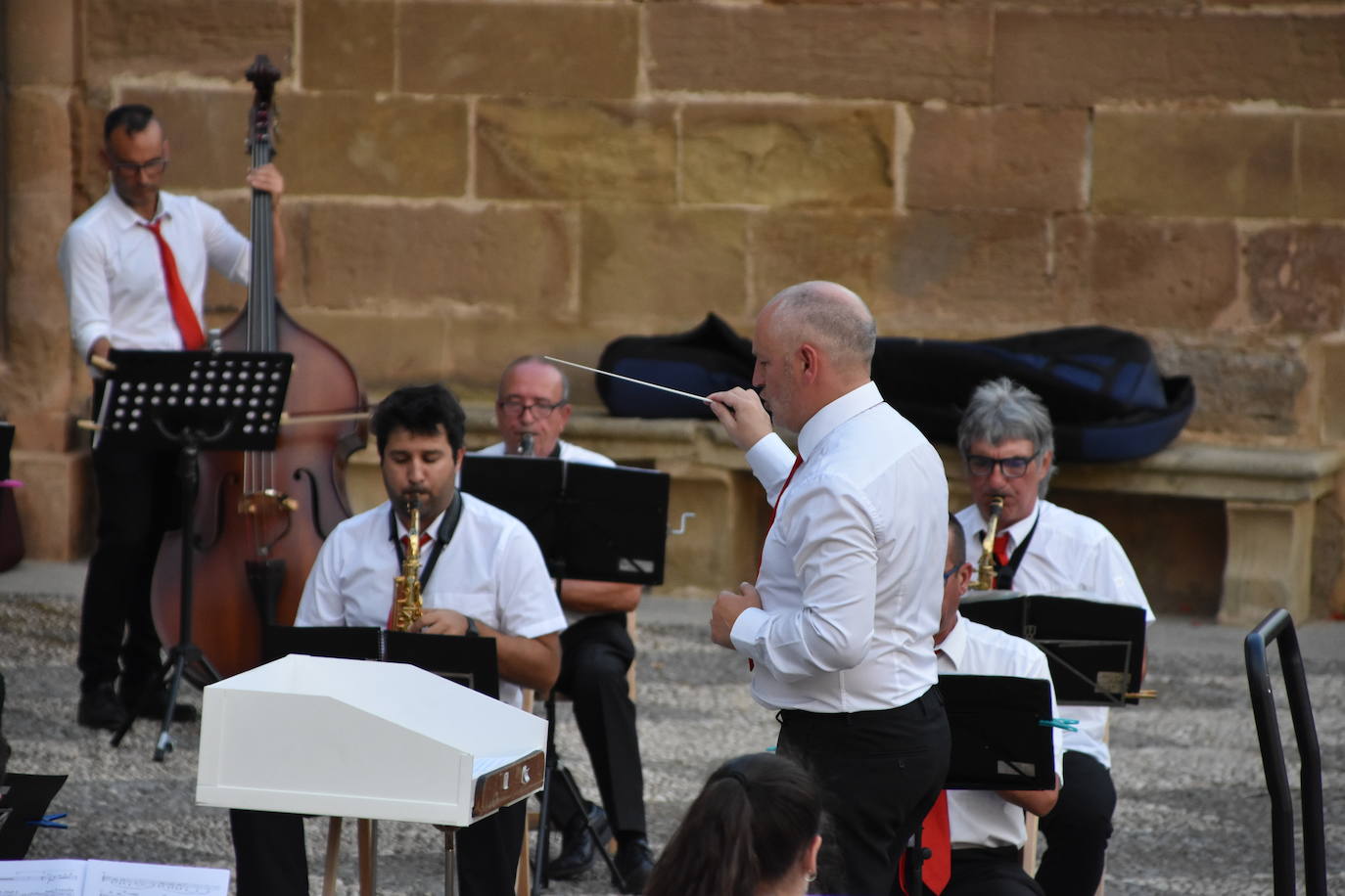 Fotos: Sonidos y color en las calles de Calahorra