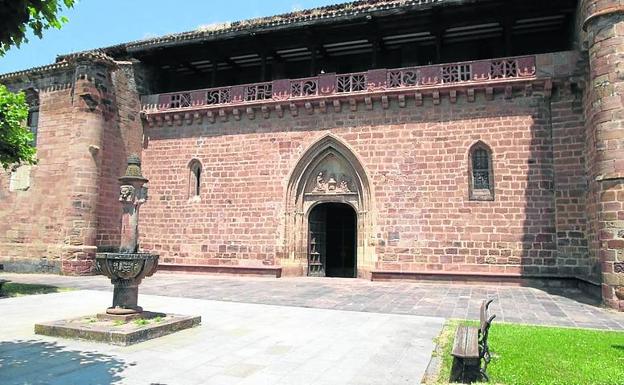 Iglesia de Santa María la Mayor.