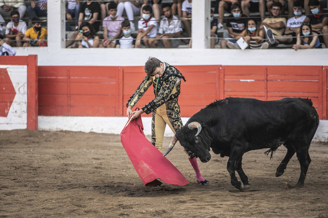 Jesús Romero corta dos orejas 