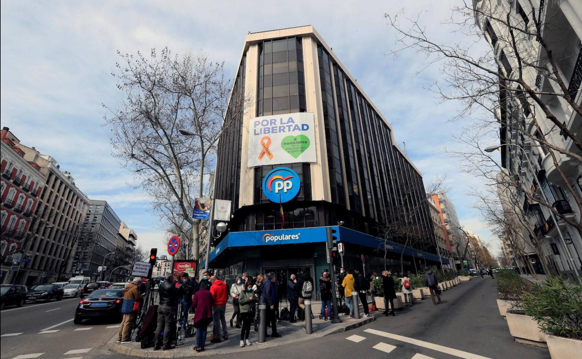 Fachada de la sede de los populares en la calle Génova de Madrid. 