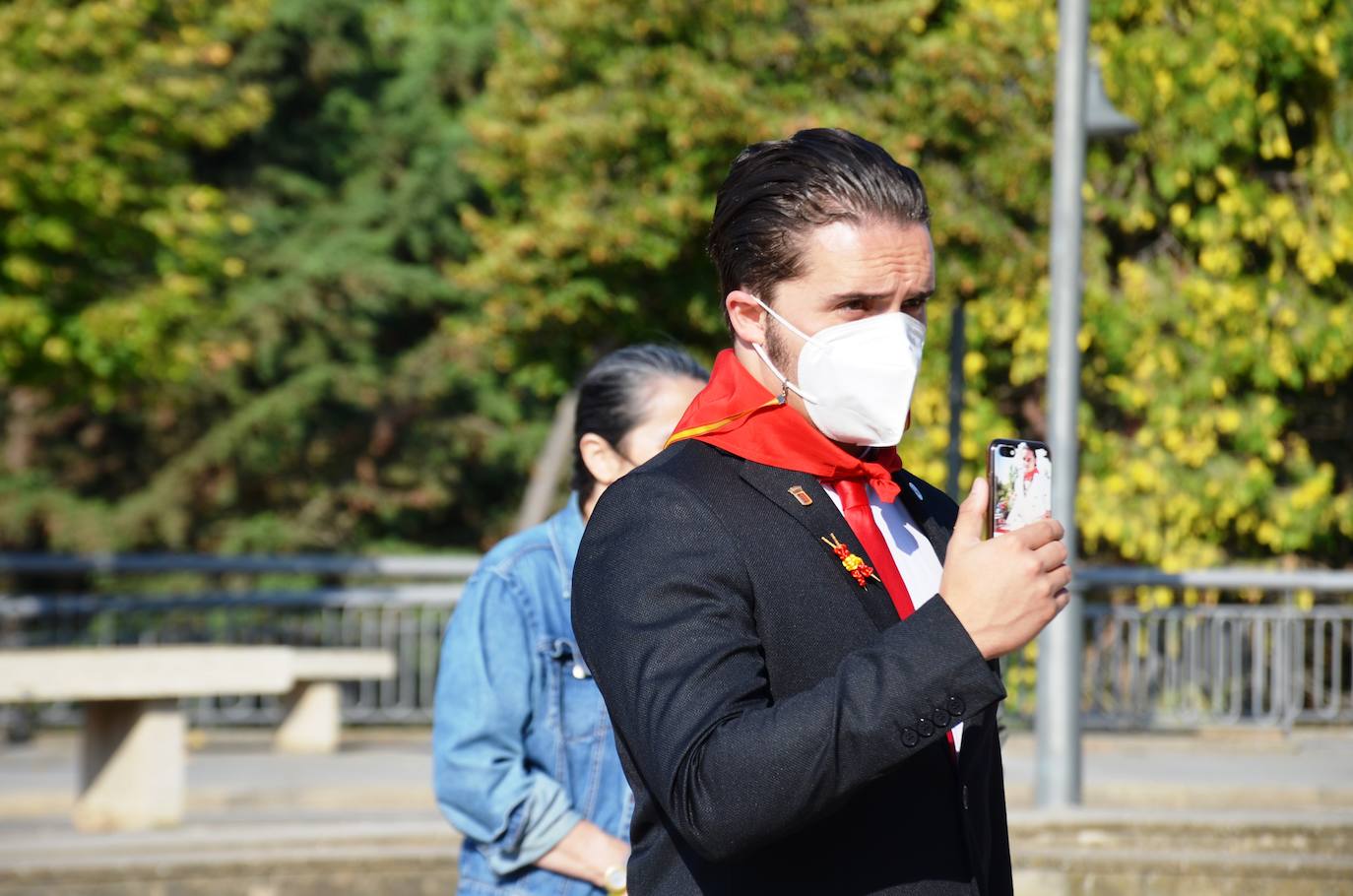 Fotos: Los Santos Mártires procesionan en coche por Calahorra