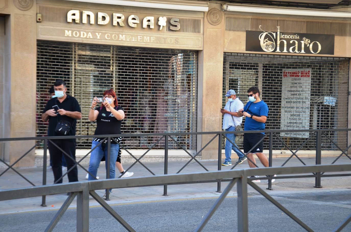 Fotos: Los Santos Mártires procesionan en coche por Calahorra