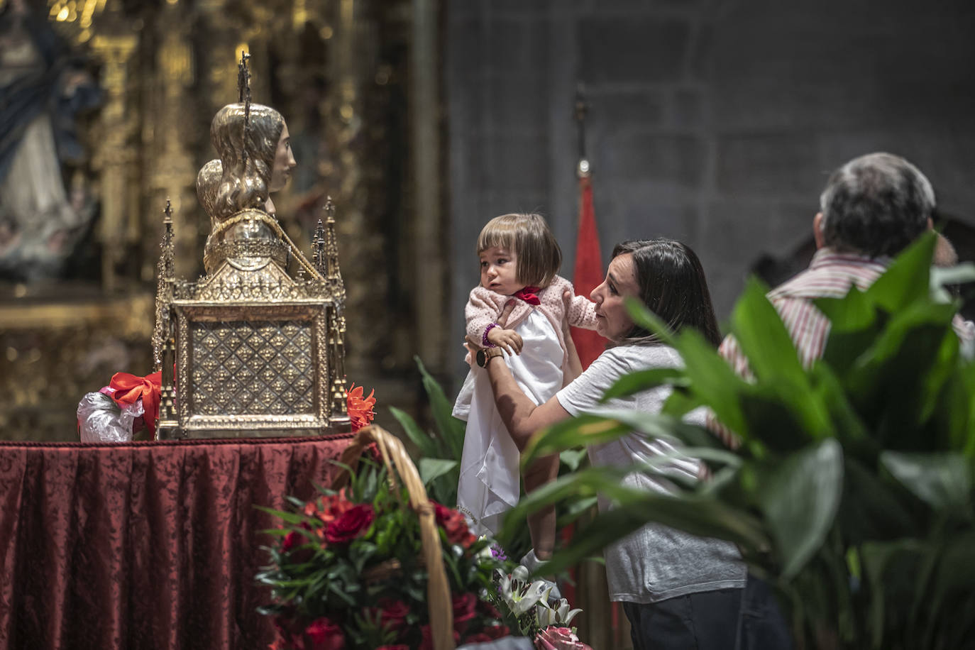 Fotos: Calahorra venera a sus patronos con emoción contenida