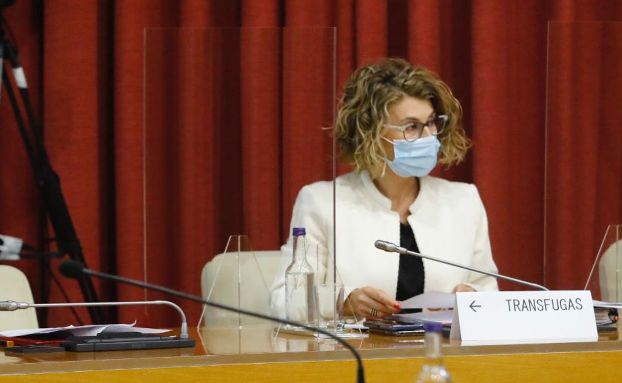 Rocío Fernández, ayer, durante el pleno 