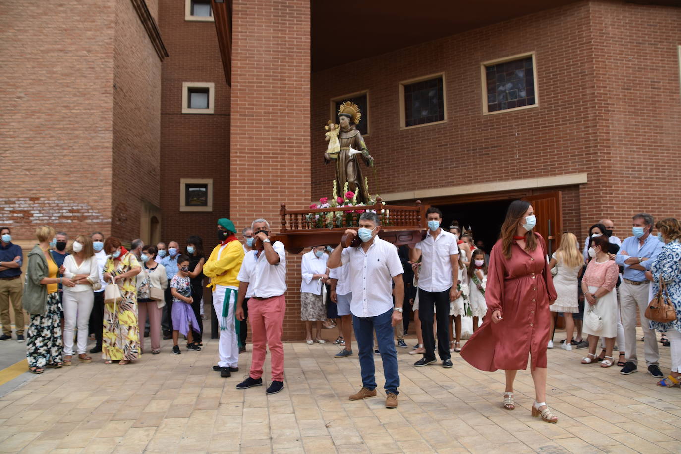 Fotos: Procesión de San Antonio de Padua en Pradejón