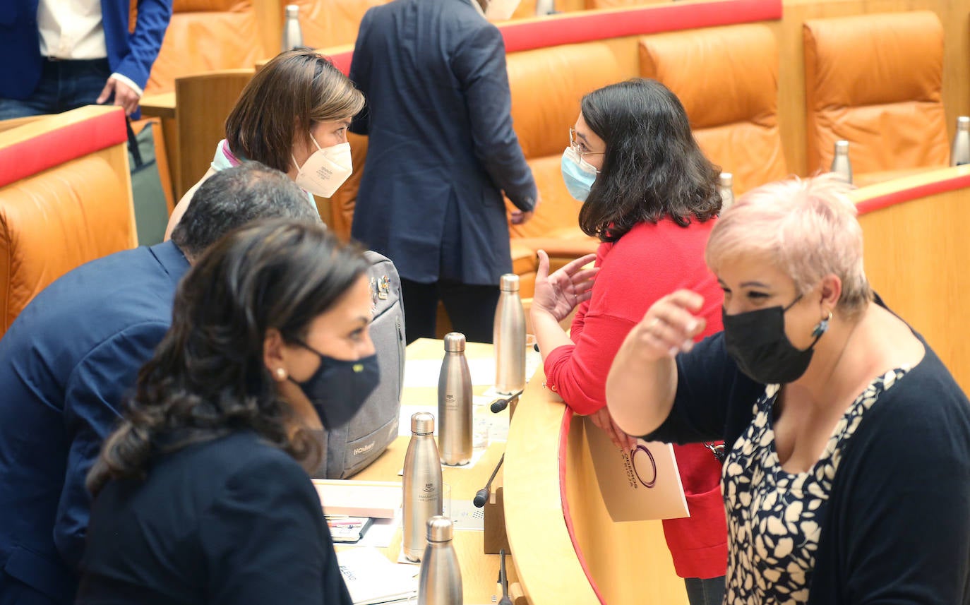 Fotos: El pleno del Parlamento, en imágenes