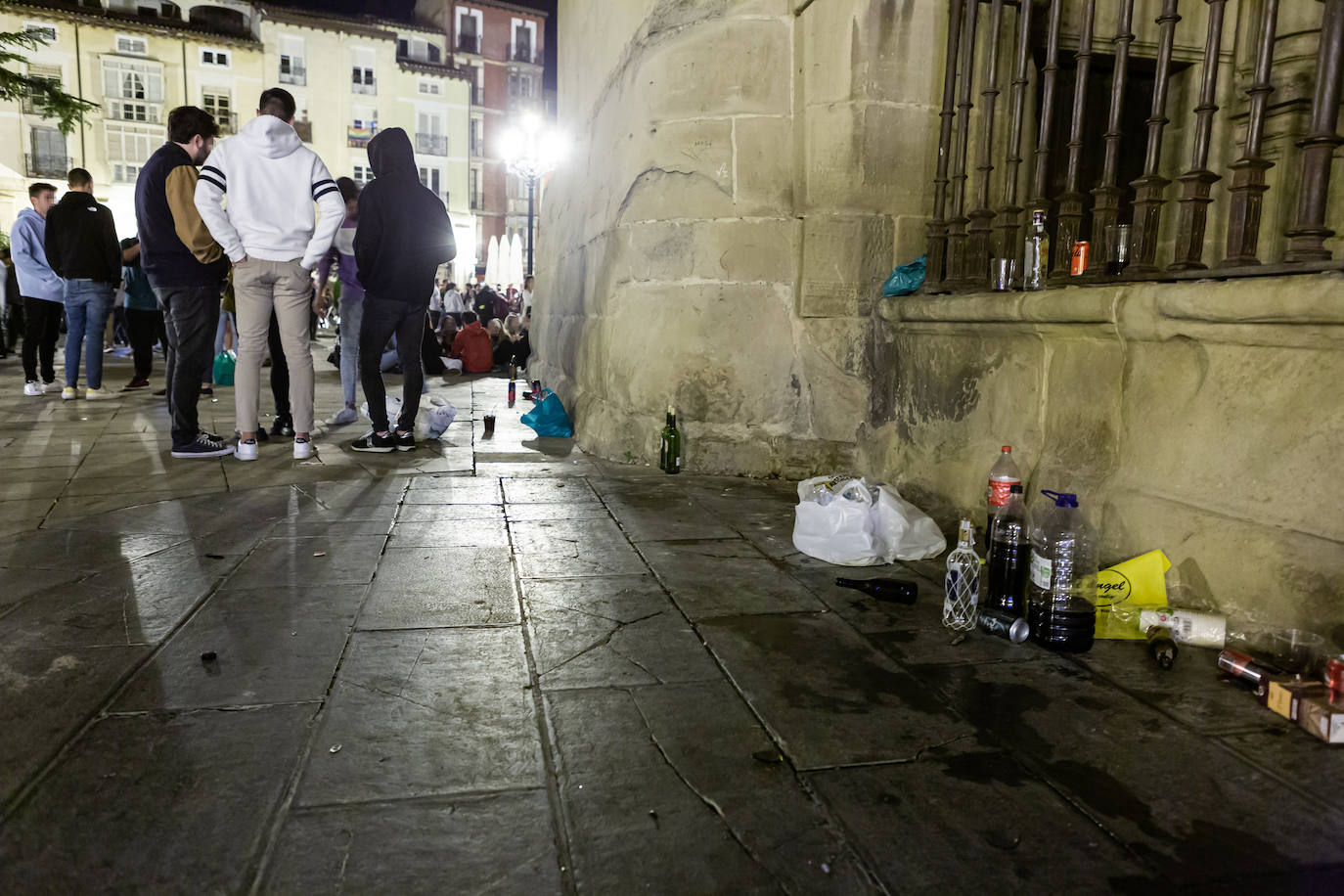 Los jóvenes se trasladaron desde el Casco Antiguo de la ciudad hasta el parque de la capital riojana