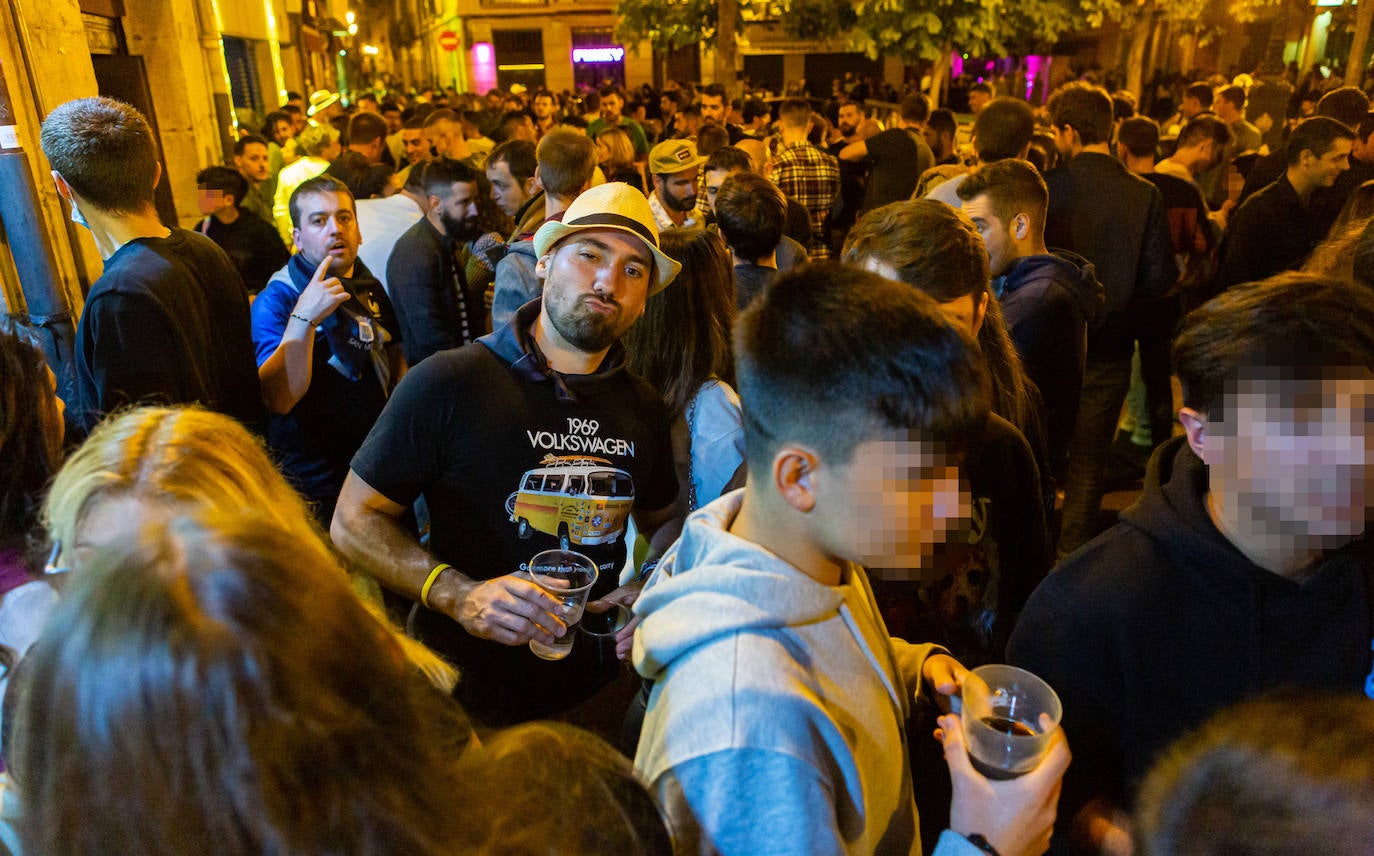 Los jóvenes se trasladaron desde el Casco Antiguo de la ciudad hasta el parque de la capital riojana