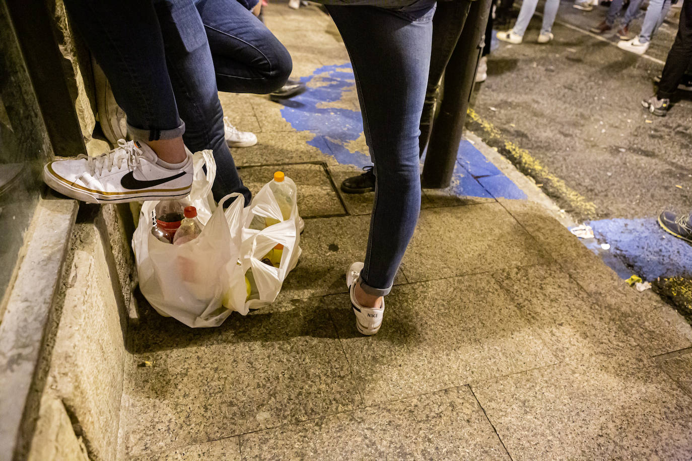 Los jóvenes se trasladaron desde el Casco Antiguo de la ciudad hasta el parque de la capital riojana