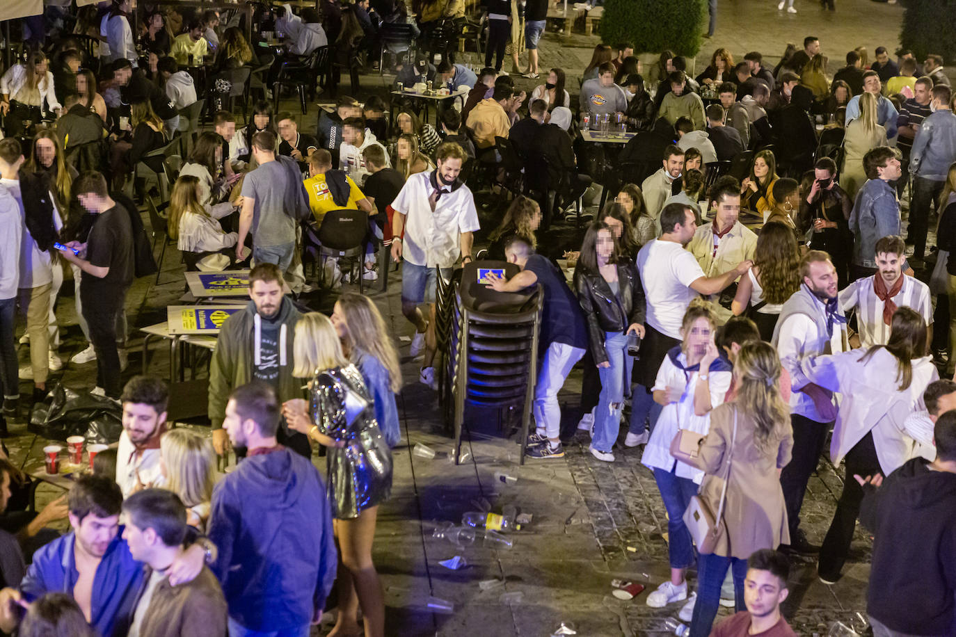 Los jóvenes se trasladaron desde el Casco Antiguo de la ciudad hasta el parque de la capital riojana
