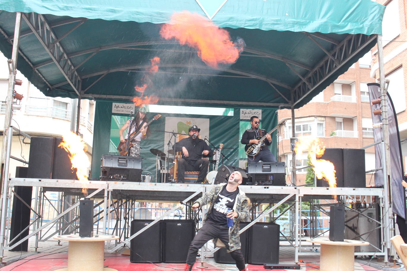 El festival arnedano registró un gran ambiente que ni el clima arruinó