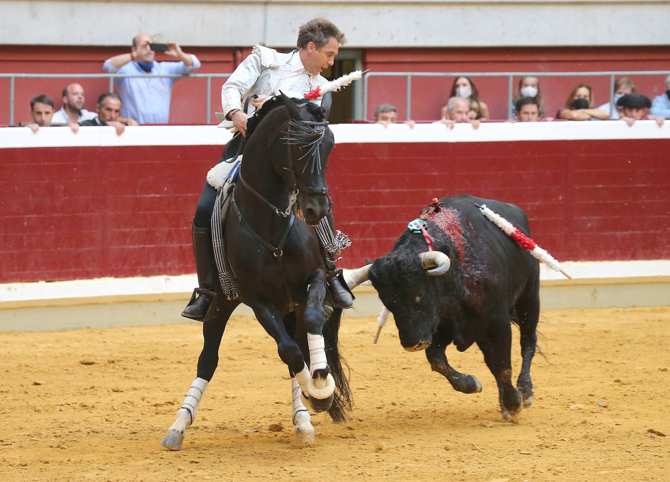 Guillermo Hermoso de Mendoza ha sido el gran triunfador de la tarde al cortar tres orejas