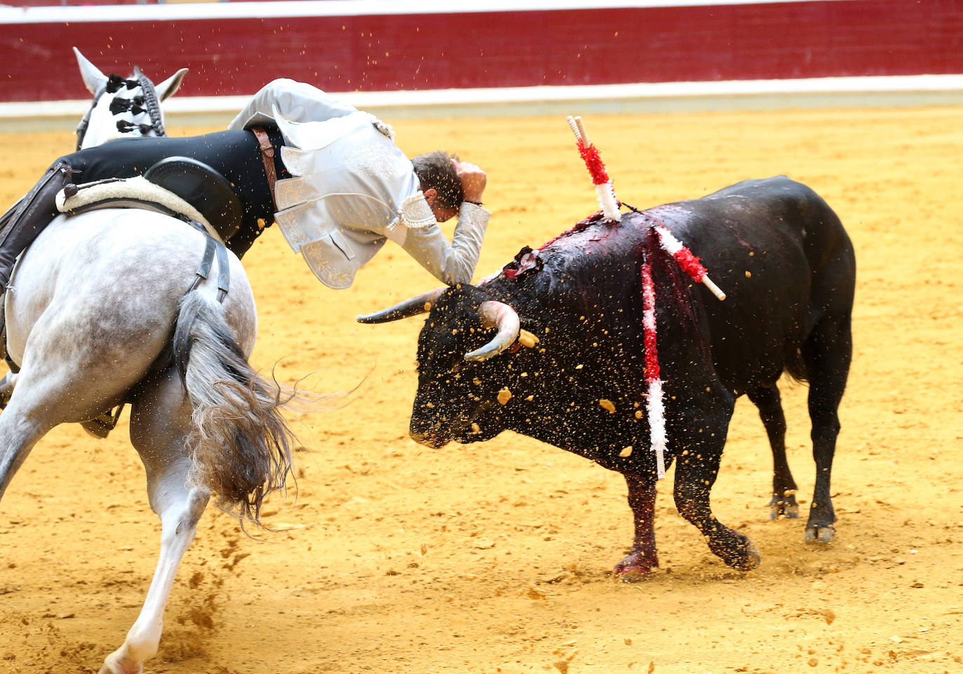 Guillermo Hermoso de Mendoza ha sido el gran triunfador de la tarde al cortar tres orejas