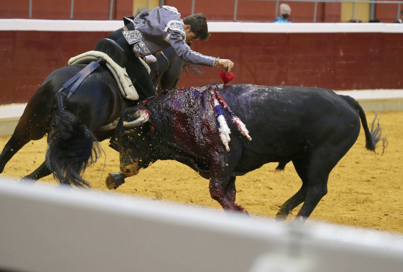 Guillermo Hermoso de Mendoza ha sido el gran triunfador de la tarde al cortar tres orejas