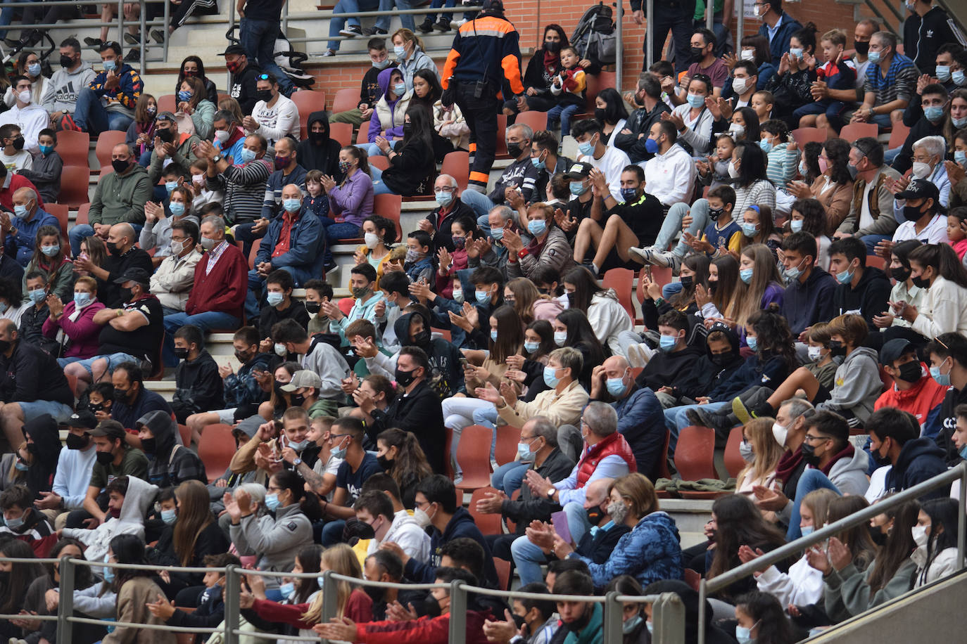 Las vaquillas regresan a Logroño en una suelta limpia y sin heridos