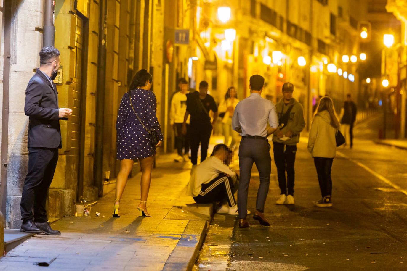 Fotos: La fiesta sigue en el parque del Ebro