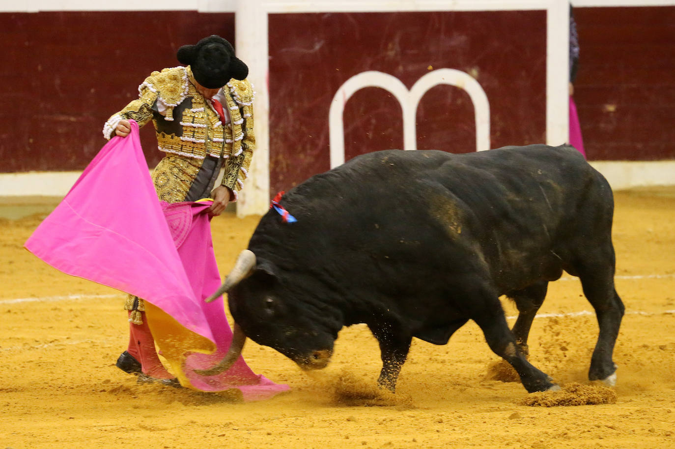Antonio Ferrera ha cortado una oreja en el mano a mano con un Diego Urdiales que no ha tenido suerte con su lote