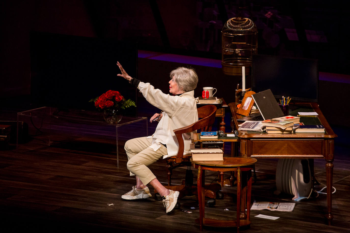 La actriz se ha despedido de las tablas con una representación en el Teatro Bretón de Logroño