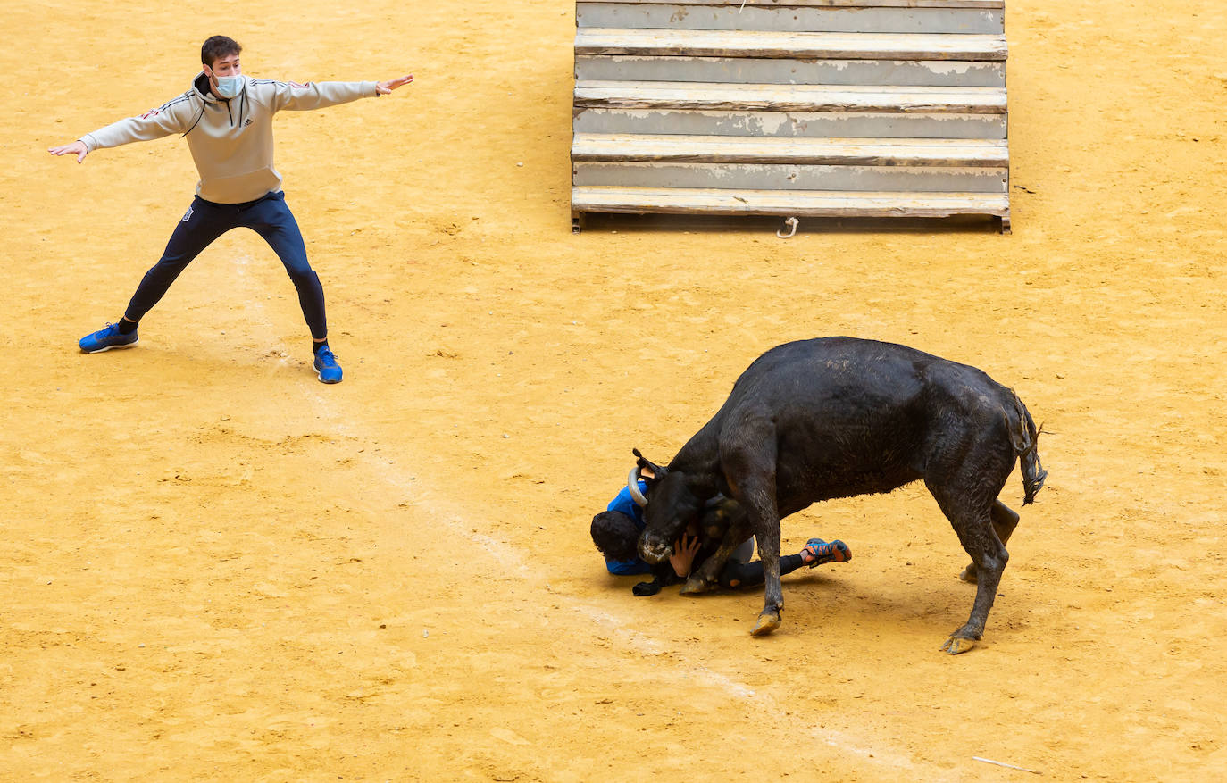 Fotos: Promesas de las acrobacias en La Ribera