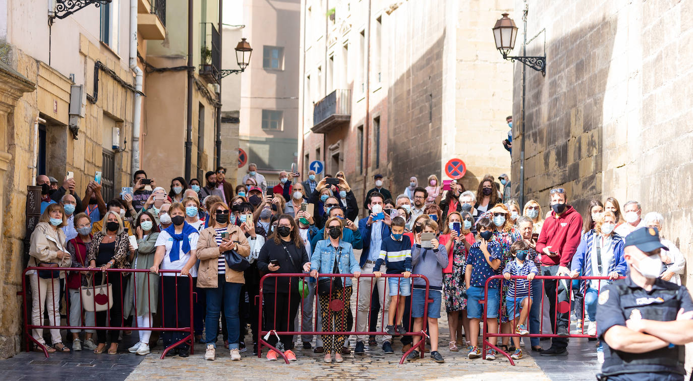 Fotos: Un caluroso recibimiento al rey Felipe VI en Logroño