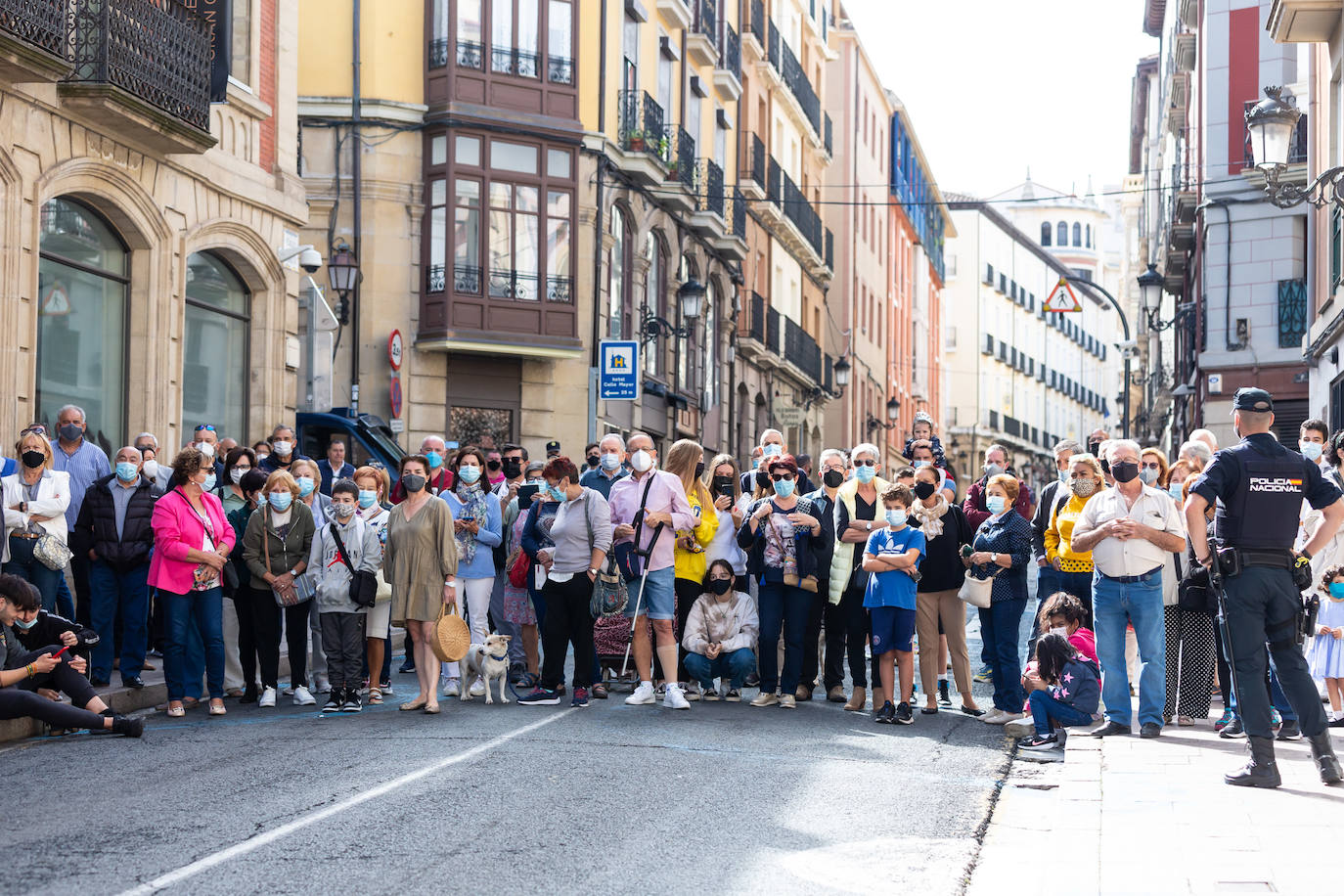 Fotos: Un caluroso recibimiento al rey Felipe VI en Logroño